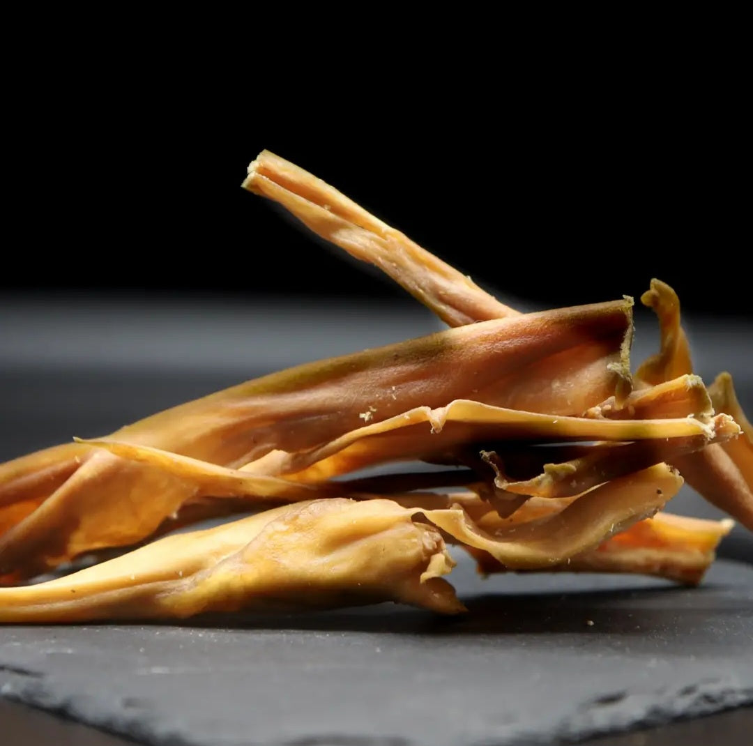 Pele de cabeça de cabra mastigável seca ao ar para cães - embalagem de 600g